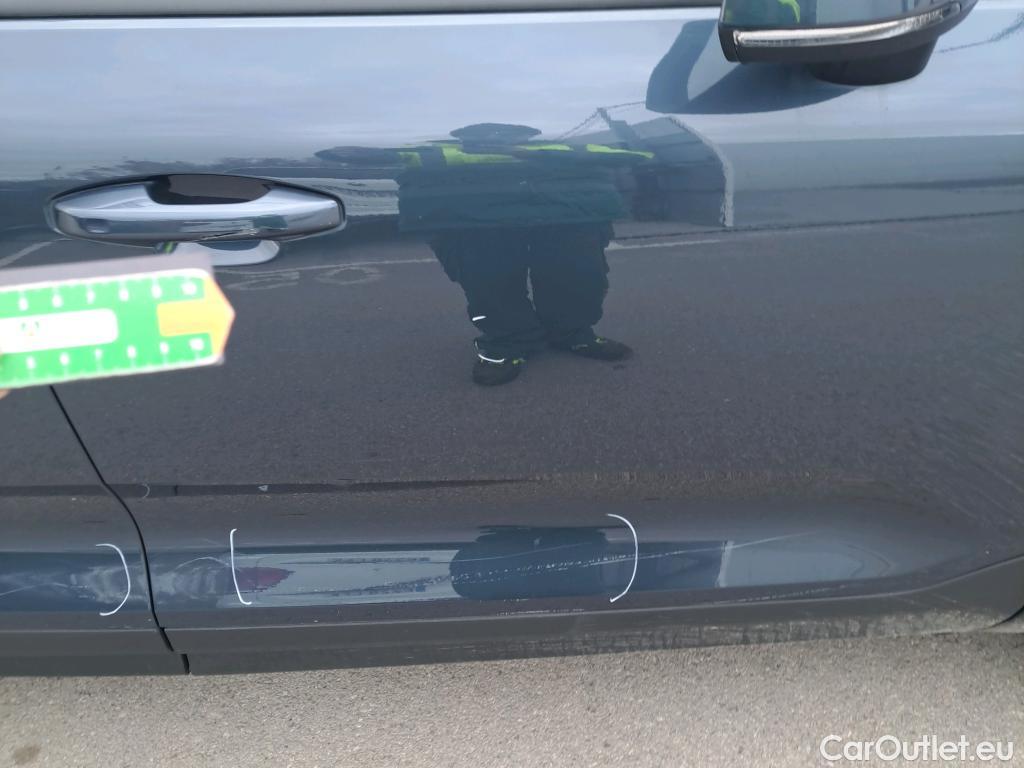  Volvo  XC 40 VOLVO XC40 / 2017 / 5P / todoterreno 1.5 T3 Momentum Pro Auto #20