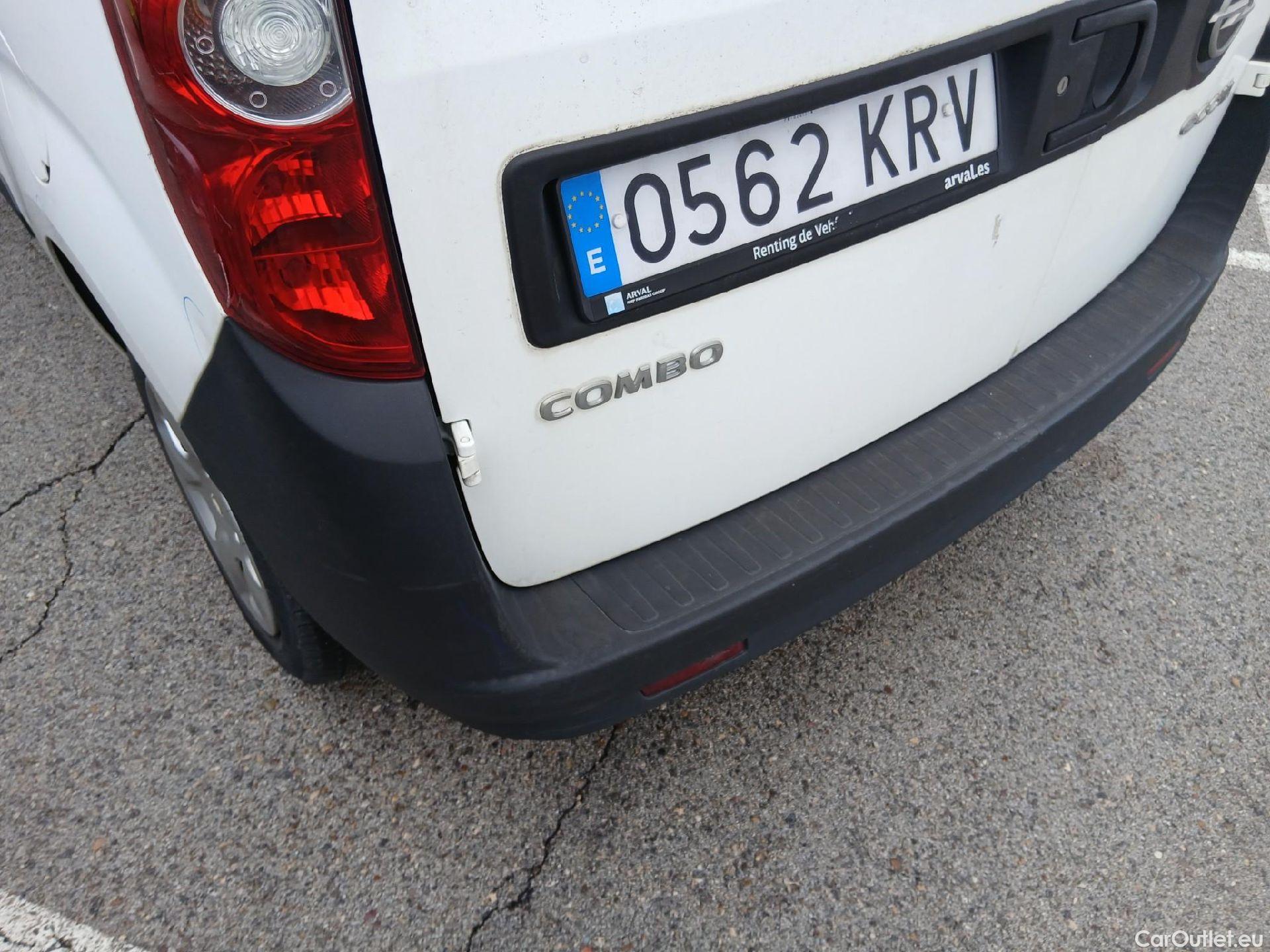  Opel  Combo OPEL  / 2012 / 3P / furgón derivado de turismo Cargo 1.3 CDTI 70kW (95CV) L1 H1 #19