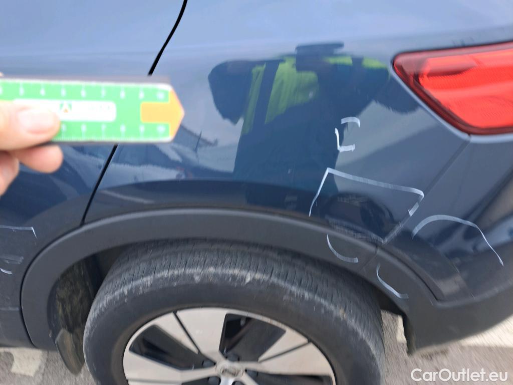  Volvo  XC 40 VOLVO XC40 / 2017 / 5P / todoterreno 1.5 T3 Momentum Pro Auto #4