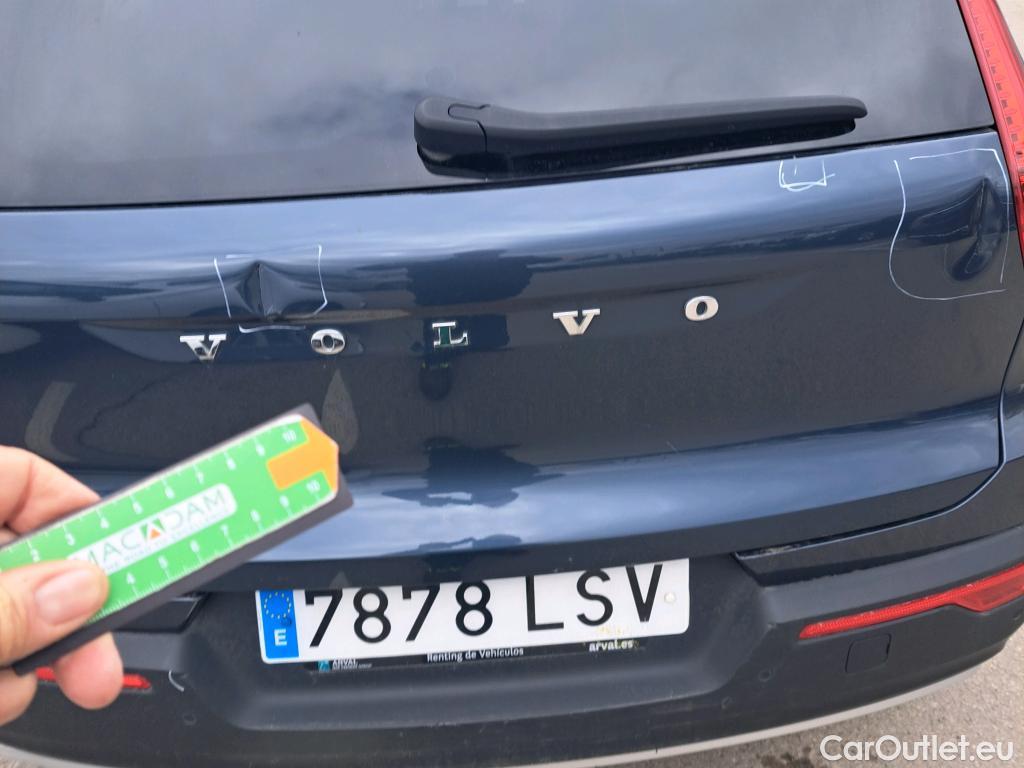  Volvo  XC 40 VOLVO XC40 / 2017 / 5P / todoterreno 1.5 T3 Momentum Pro Auto #1