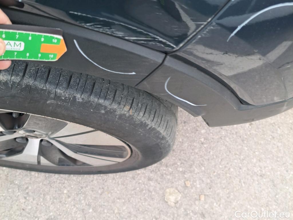  Volvo  XC 40 VOLVO XC40 / 2017 / 5P / todoterreno 1.5 T3 Momentum Pro Auto #45