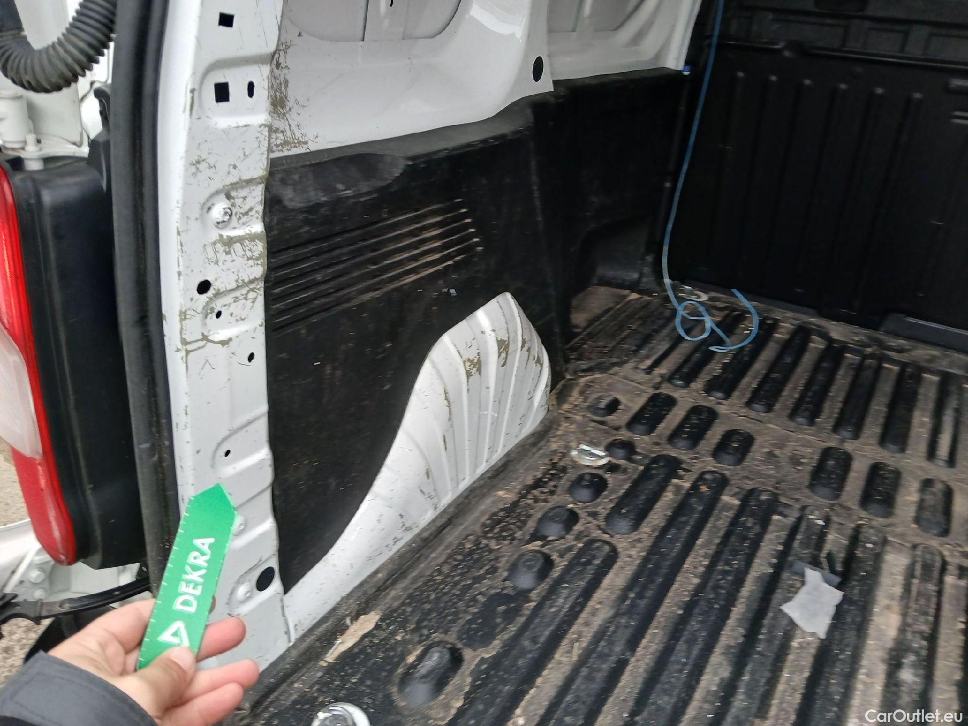  Peugeot  Partner PEUGEOT  / 2018 / 4P / furgón derivado de turismo Premium Standard 600kg BlueHDi 73kW (AC) #10