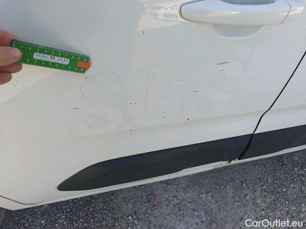  Citroen  Berlingo CITROEN  / 2018 / 5P / monovolumen compacto Talla M BlueHDi 100 S&S FEEL #18