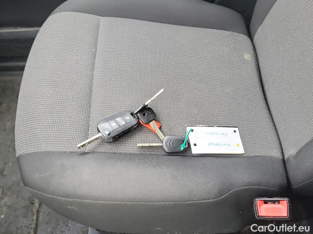  Citroen  Berlingo CITROEN  / 2018 / 3P / furgón derivado de turismo Talla M BlueHDi 100 CONTROL #24