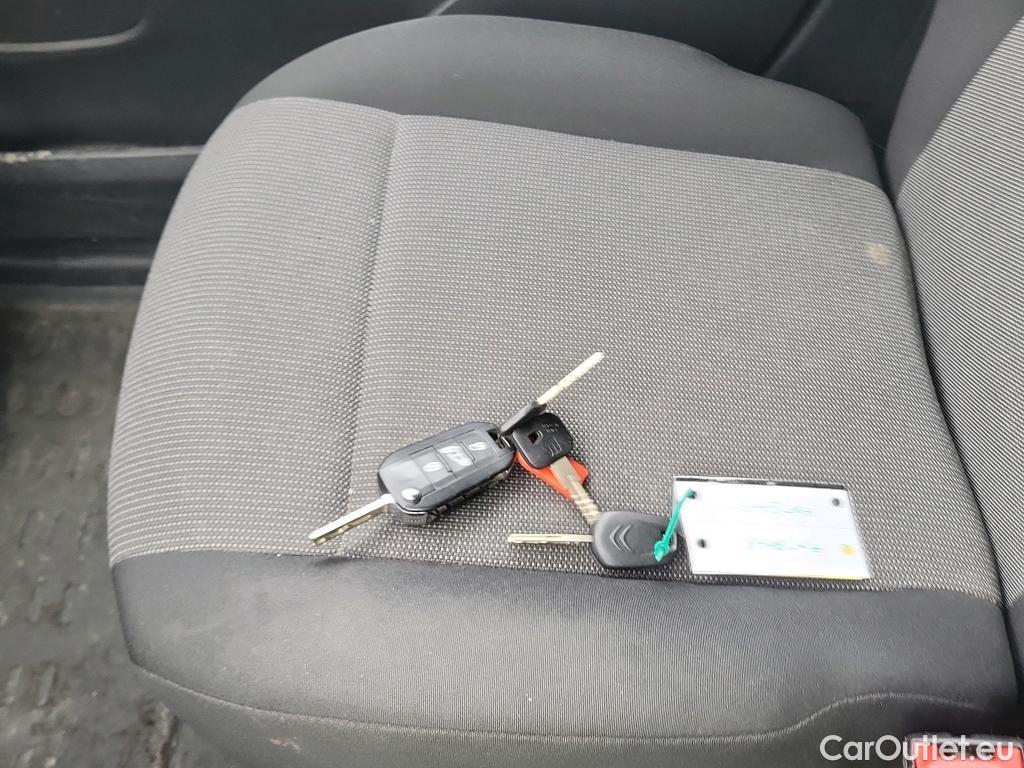  Citroen  Berlingo CITROEN  / 2018 / 3P / furgón derivado de turismo Talla M BlueHDi 100 CONTROL #23