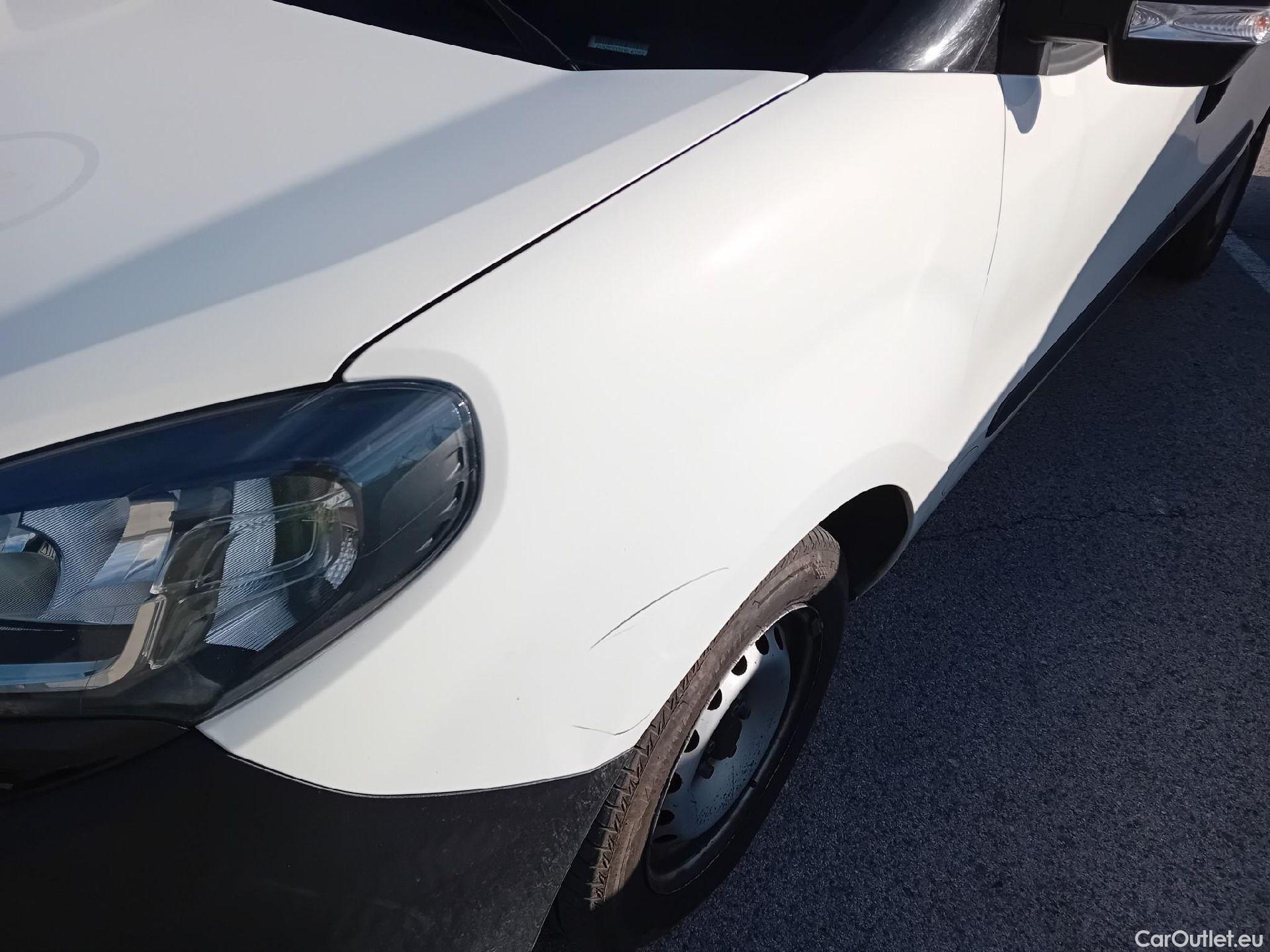  Fiat  Doblo FIAT Doblò Cargo/2015/3P/furgón derivado de turismo Cargo Base 1.3 Multijet 70kW (95CV) #7