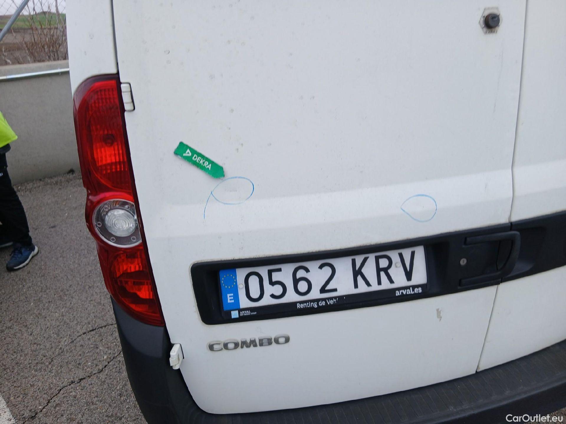  Opel  Combo OPEL  / 2012 / 3P / furgón derivado de turismo Cargo 1.3 CDTI 70kW (95CV) L1 H1 #23