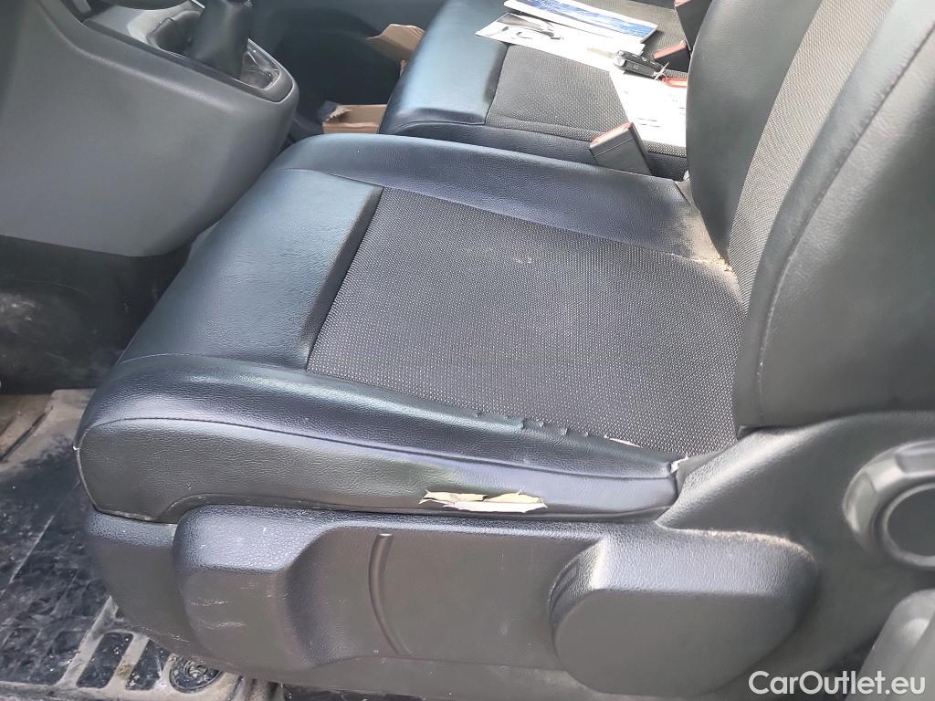  Peugeot  Expert PEUGEOT  Furgón Pro 2.0 BlueHDi 120 S&S Standard #57