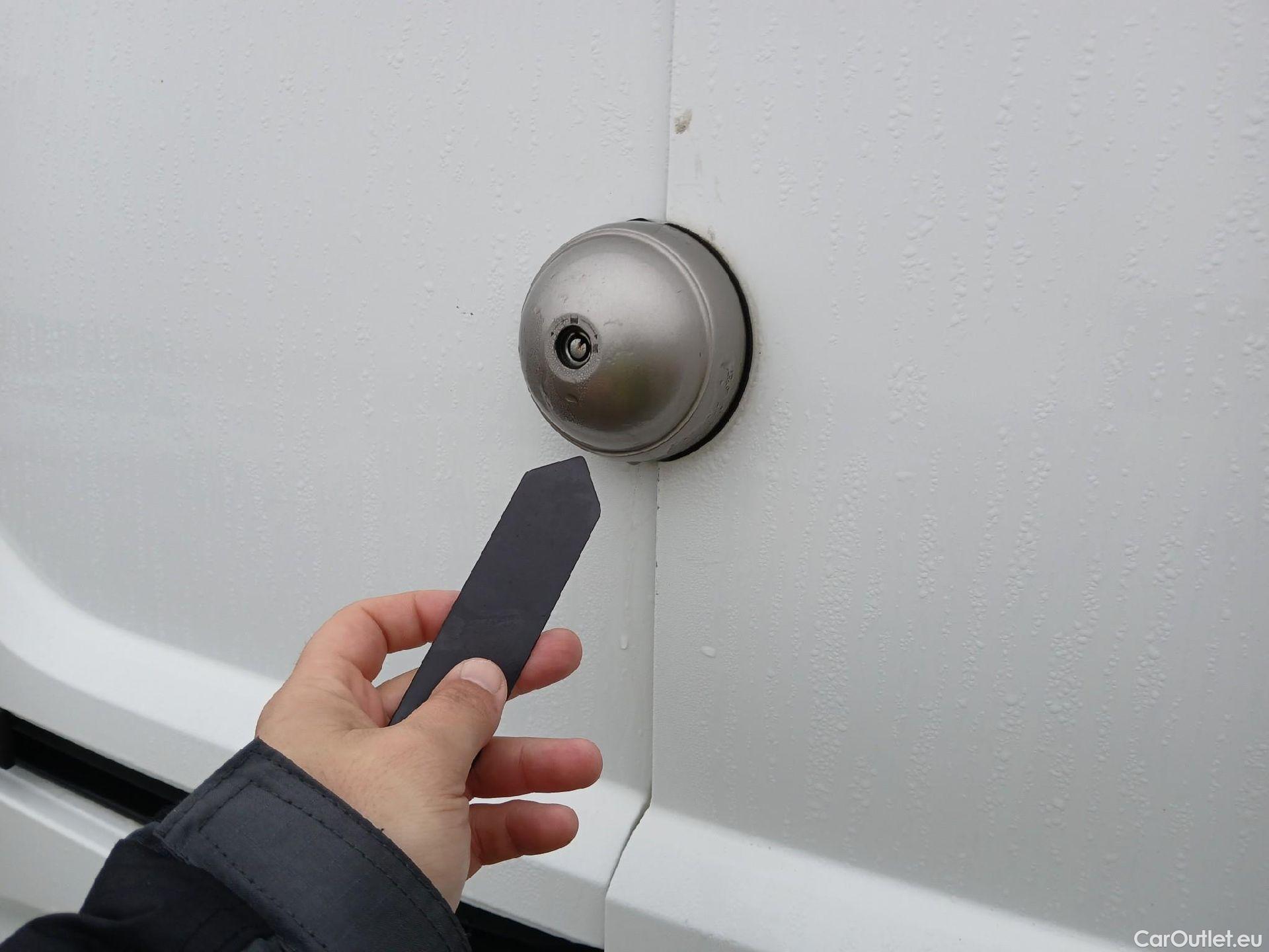  Peugeot  Partner PEUGEOT  / 2018 / 4P / furgón derivado de turismo Premium Standard 600kg BlueHDi 73kW (AC) #15