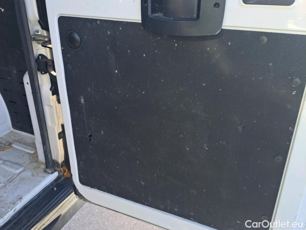  Opel  Movano  C HKa L2H2 3 5t Edition 140CV MT6 E6d #30