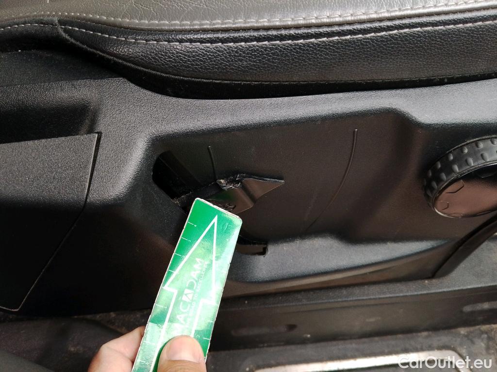  Ford  Tourneo FORD  Custom / 2012 / 5P / monovolumen 2.0 TDCI 96kW (130CV) L1 Titanium 17 #38