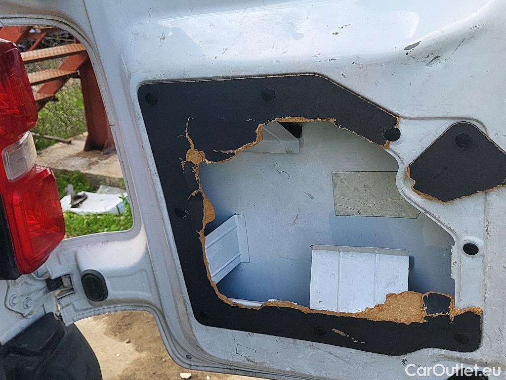  Peugeot  Expert PEUGEOT  Furgón Pro 2.0 BlueHDi 120 S&S Standard #9