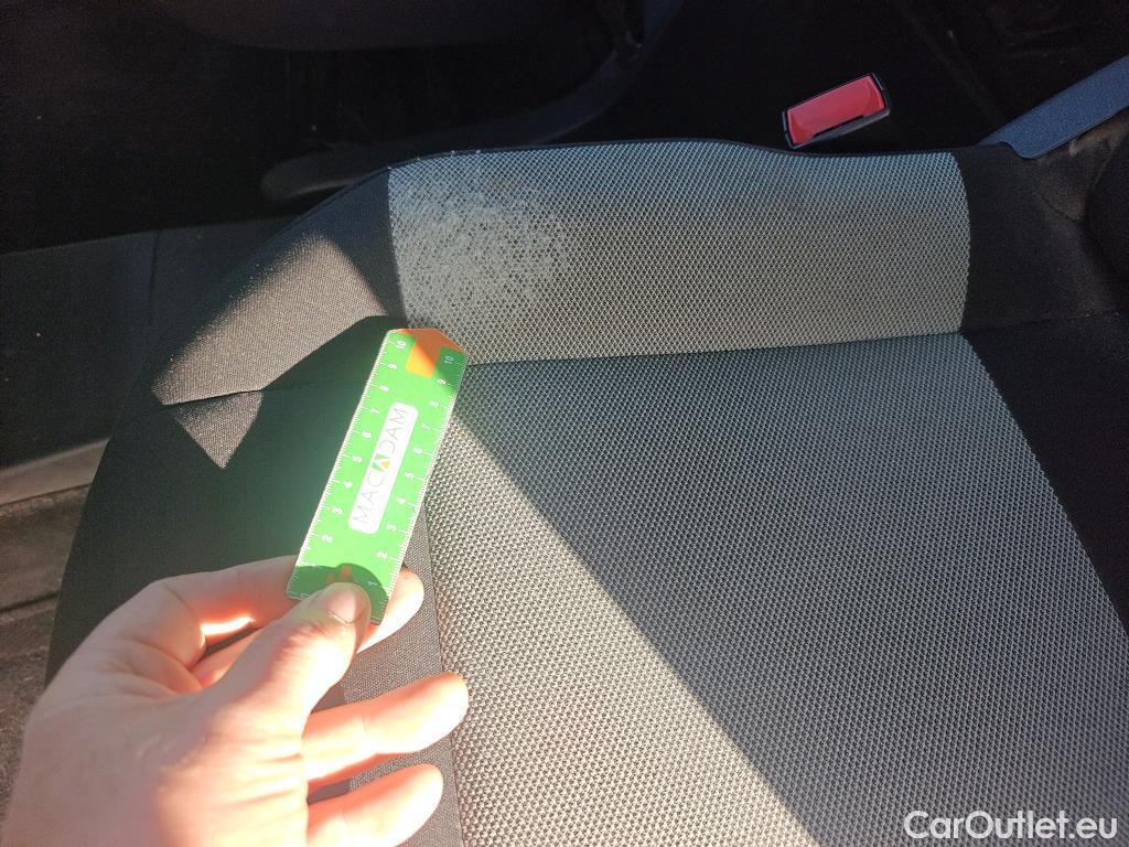  Citroen  Berlingo CITROEN  / 2018 / 5P / monovolumen compacto Talla M BlueHDi 100 S&S FEEL #31