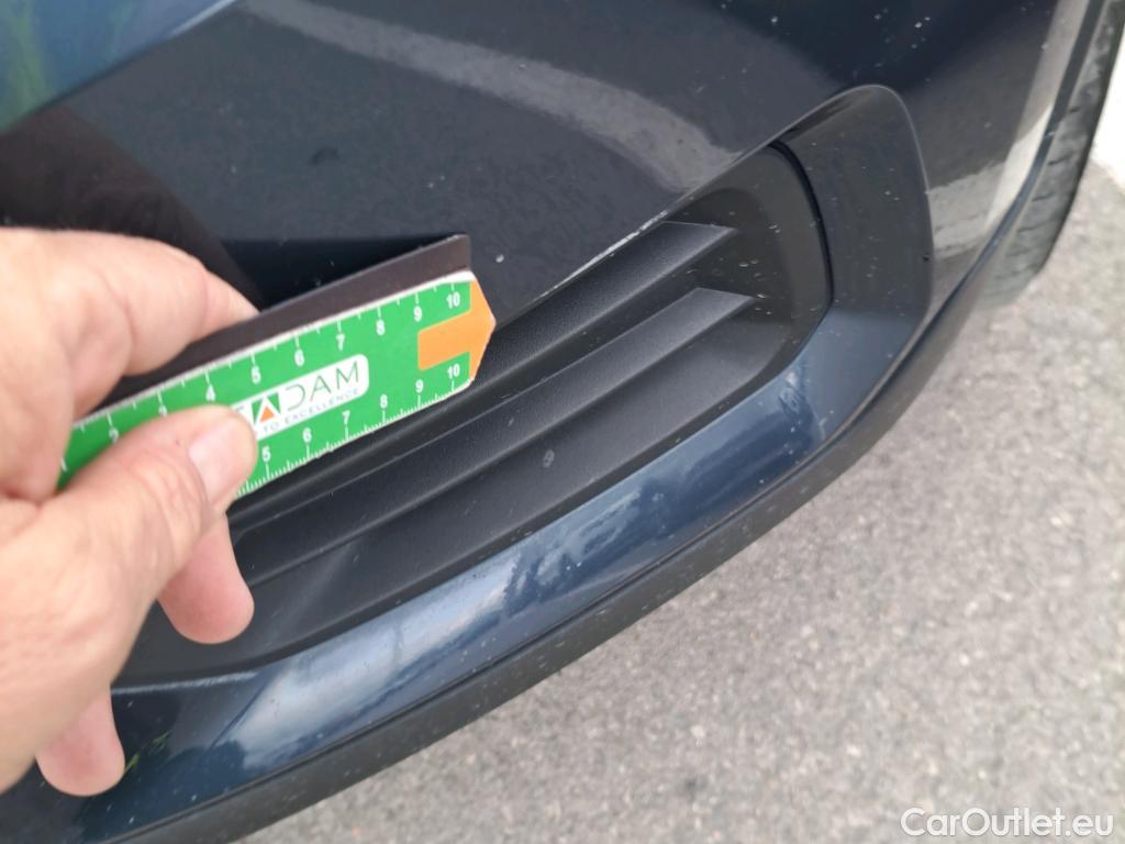  Volvo  XC 40 VOLVO XC40 / 2017 / 5P / todoterreno 1.5 T3 Momentum Pro Auto #37