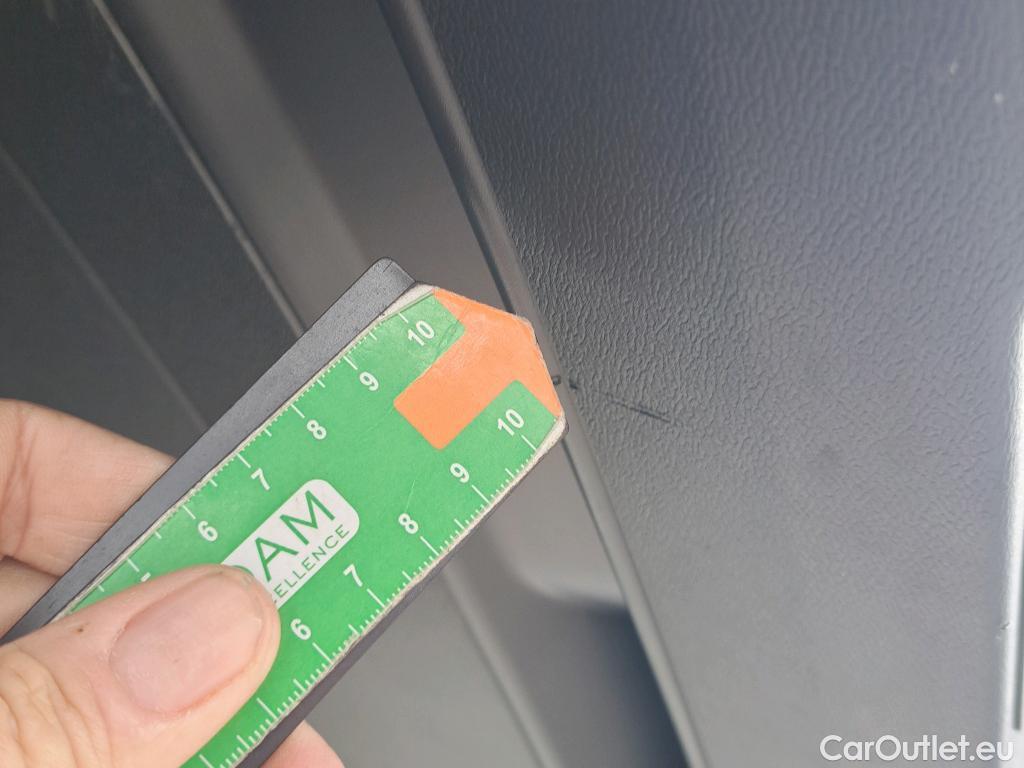  Volvo  XC 40 VOLVO XC40 / 2017 / 5P / todoterreno 1.5 T3 Momentum Pro Auto #32