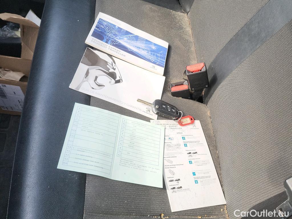  Peugeot  Expert PEUGEOT  Furgón Pro 2.0 BlueHDi 120 S&S Standard #18