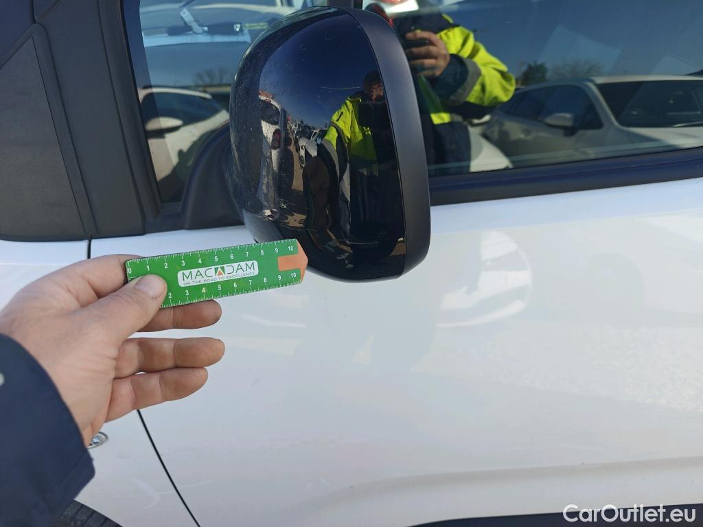  Citroen  Berlingo CITROEN  / 2018 / 5P / monovolumen compacto Talla M BlueHDi 100 S&S FEEL #41