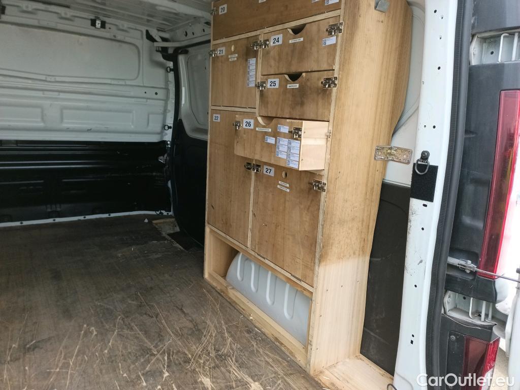  Fiat  Talento FIAT  / 2016 / 4P / furgón 1.2 Base Corto 2.0 MJet 88kW (120CV) #22