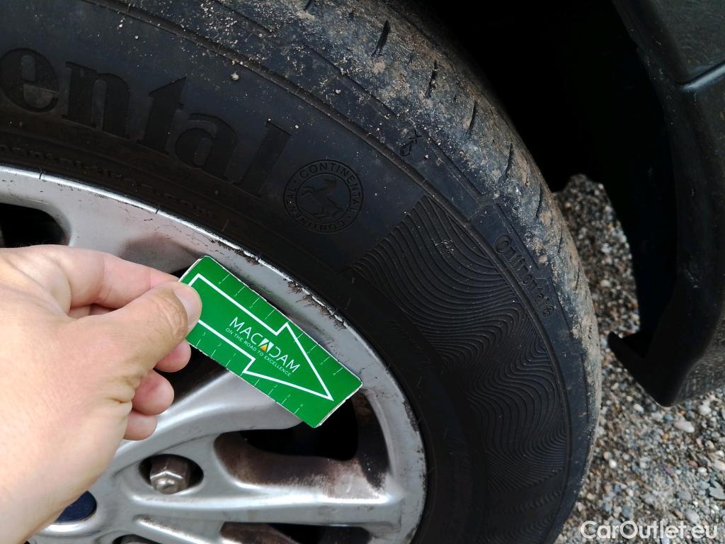  Ford  Tourneo FORD  Custom / 2012 / 5P / monovolumen 2.0 TDCI 96kW (130CV) L1 Titanium 17 #22