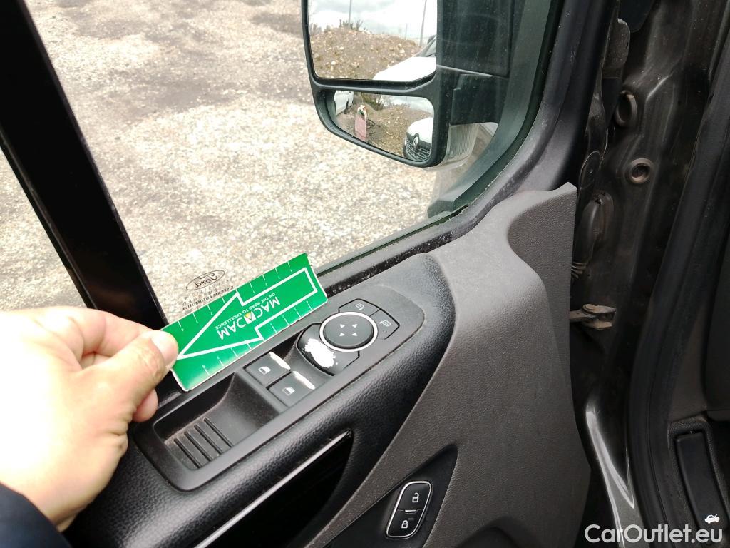  Ford  Tourneo FORD  Custom / 2012 / 5P / monovolumen 2.0 TDCI 96kW (130CV) L1 Titanium 17 #23