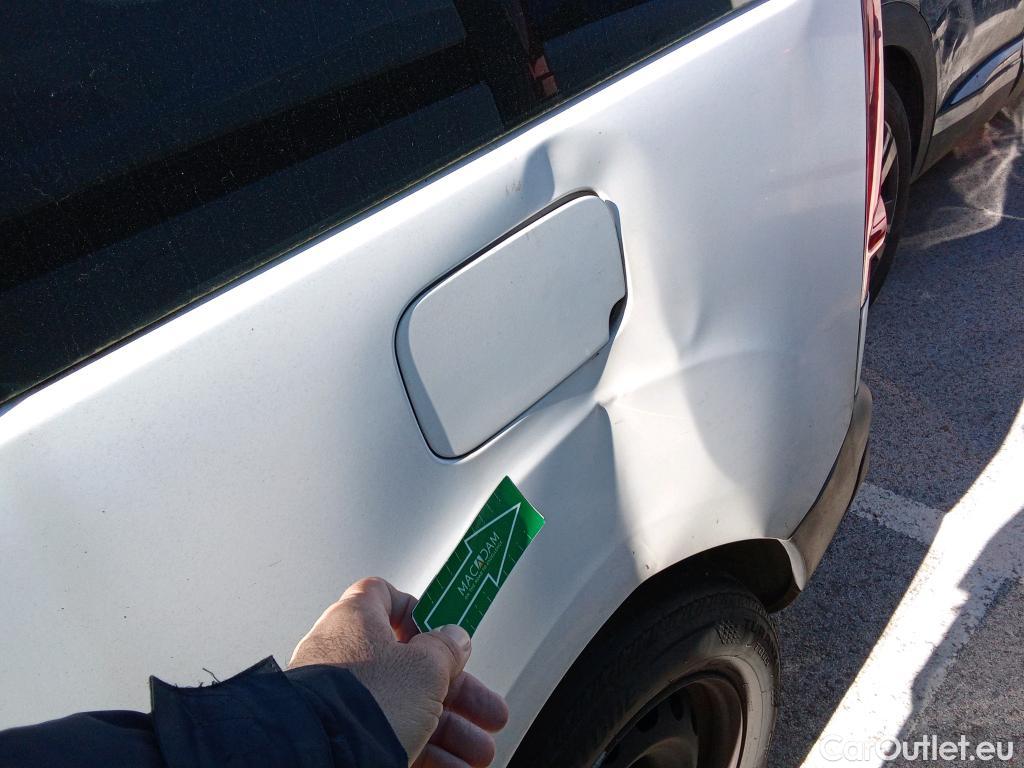  Citroen  Berlingo CITROEN  / 2015 / 4P / combi Multispace LIVE Edit.BlueHDi 74KW (100CV #4