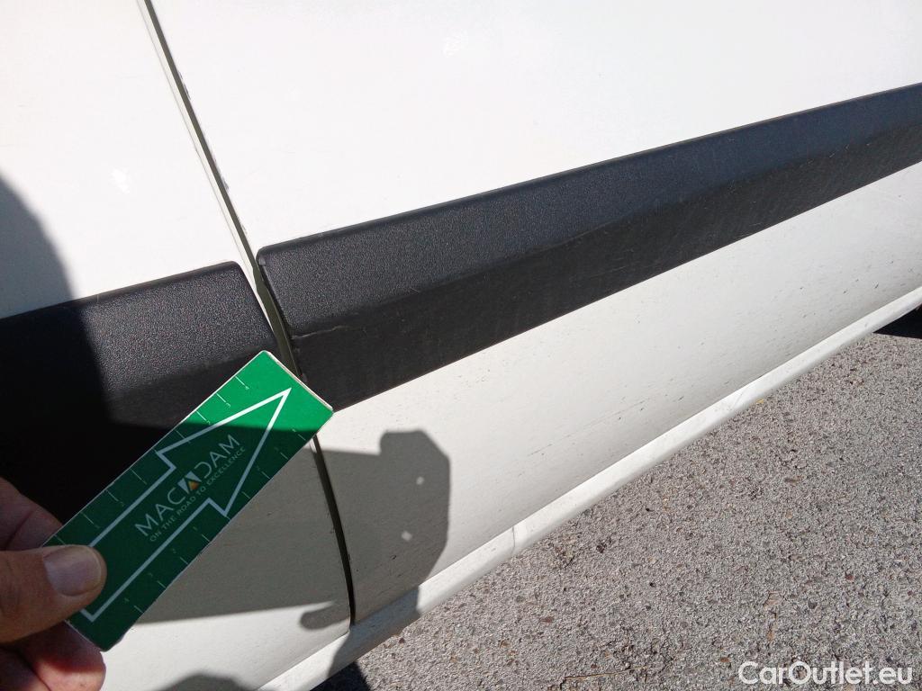  Fiat  Doblo FIAT Doblò Cargo/2015/4P/furgón derivado de turismo Cargo SX 1.6 Mjet 66kW (90CV) (AC) #29