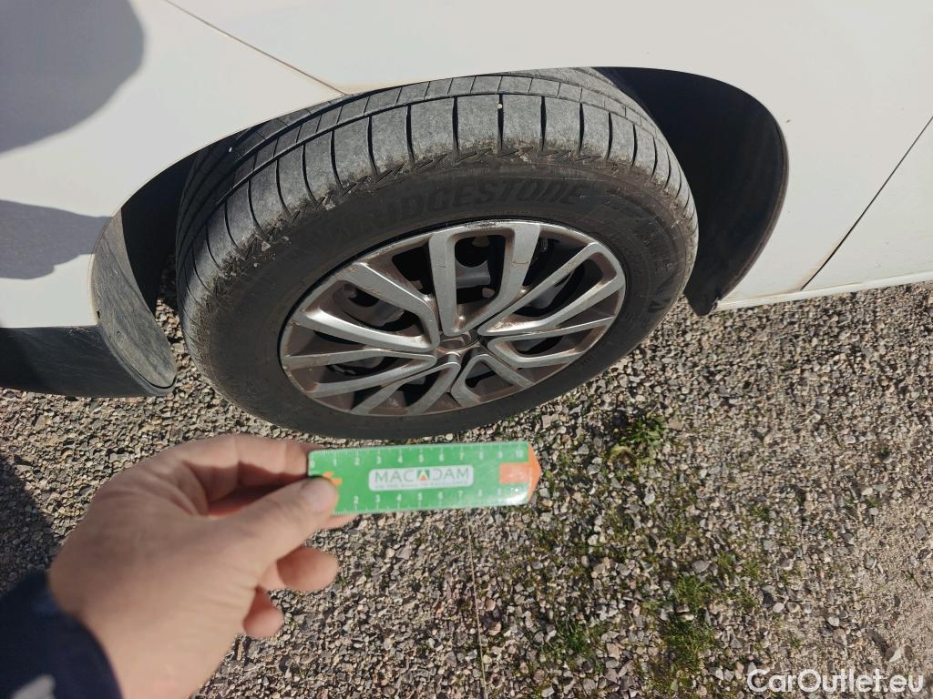  Citroen  Berlingo CITROEN  / 2018 / 5P / monovolumen compacto Talla M BlueHDi 100 S&S FEEL #45