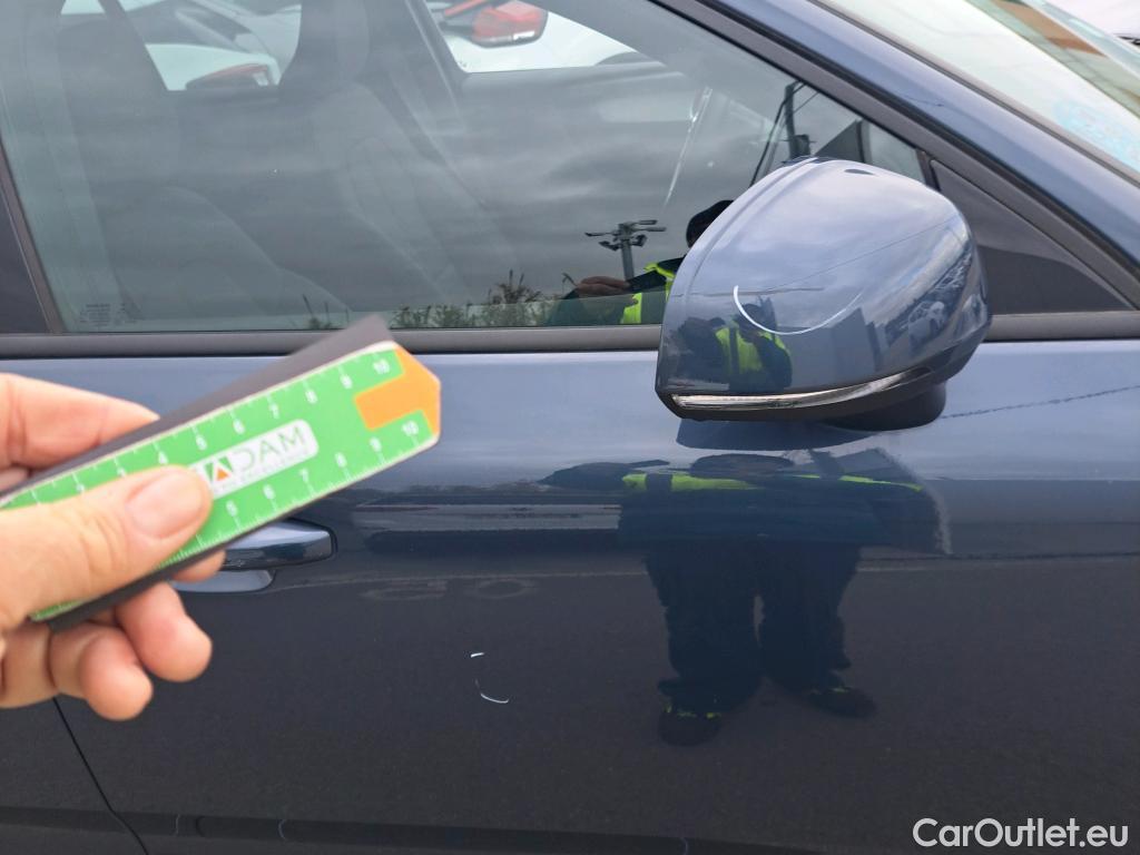  Volvo  XC 40 VOLVO XC40 / 2017 / 5P / todoterreno 1.5 T3 Momentum Pro Auto #50