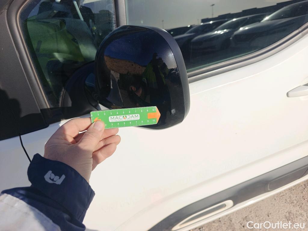  Citroen  Berlingo CITROEN  / 2018 / 5P / monovolumen compacto Talla M BlueHDi 100 S&S FEEL #52