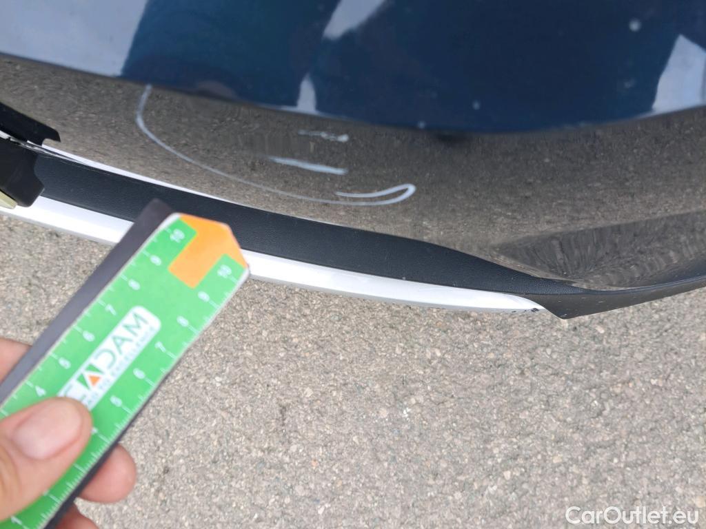  Volvo  XC 40 VOLVO XC40 / 2017 / 5P / todoterreno 1.5 T3 Momentum Pro Auto #36