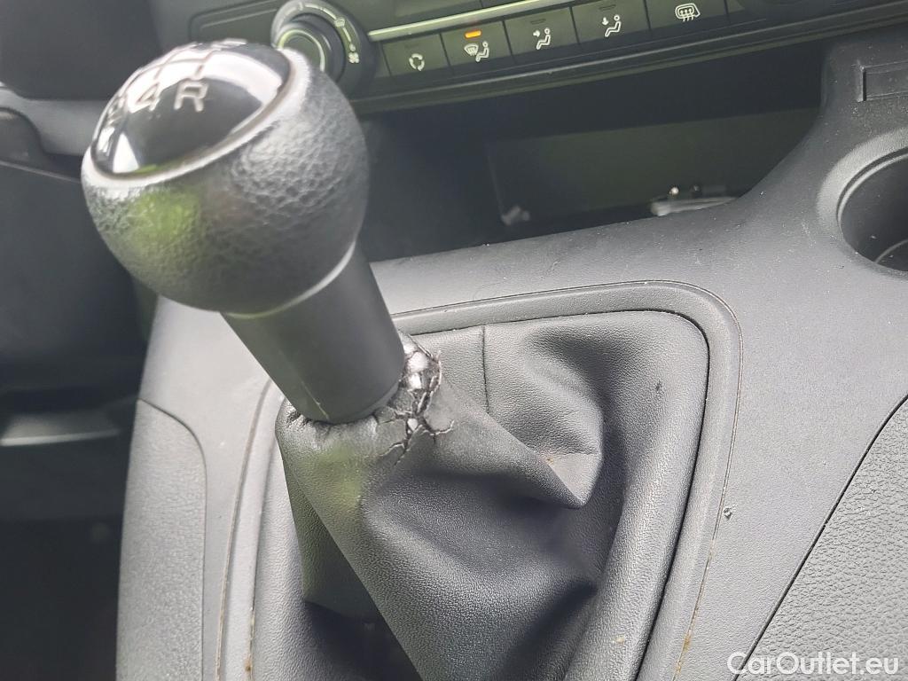  Citroen  Berlingo CITROEN  / 2018 / 3P / furgón derivado de turismo Talla M BlueHDi 100 CONTROL #19