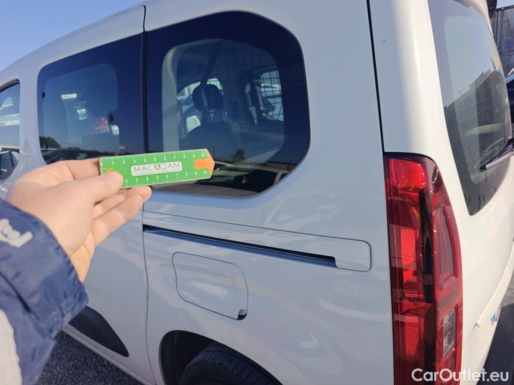  Citroen  Berlingo CITROEN  / 2018 / 5P / monovolumen compacto Talla M BlueHDi 100 S&S FEEL #21