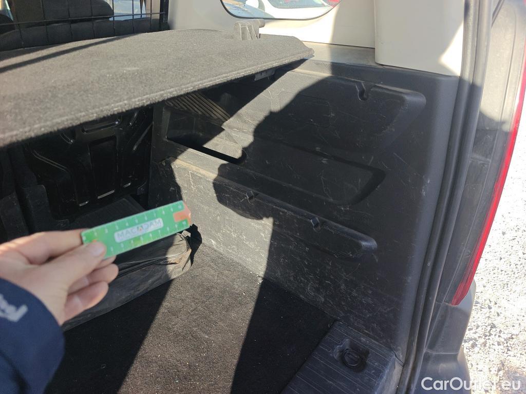  Citroen  Berlingo CITROEN  / 2018 / 5P / monovolumen compacto Talla M BlueHDi 100 S&S FEEL #3