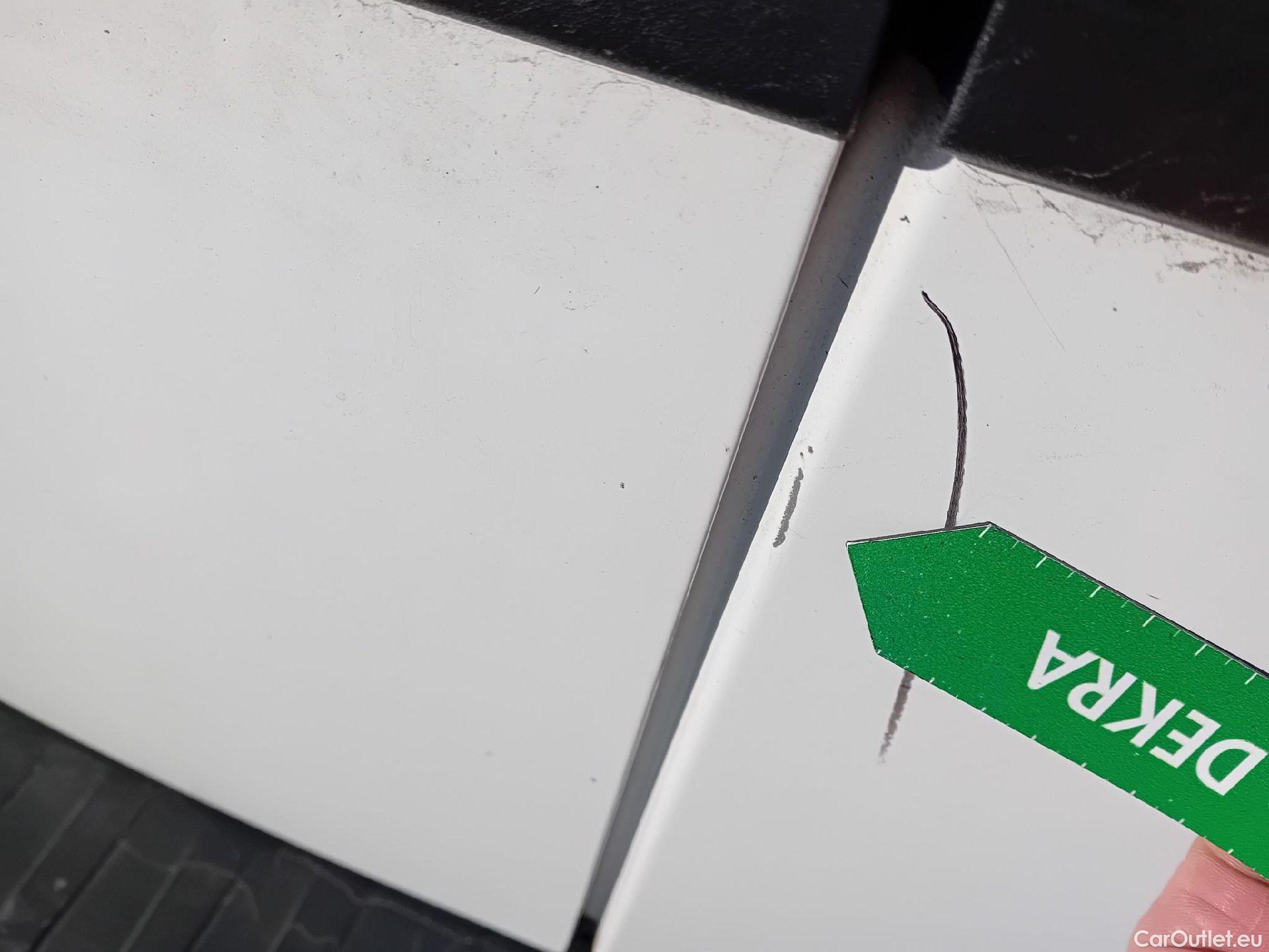  Fiat  Doblo FIAT Doblò Cargo/2015/3P/furgón derivado de turismo Cargo Base 1.3 Multijet 70kW (95CV) #22