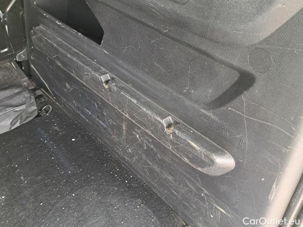  Peugeot  RIFTER PEUGEOT  / 2018 / 5P / monovolumen compacto Allure Standard BlueHDi 96kW EAT8 #30