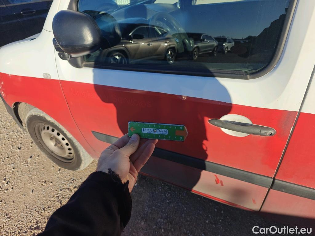  Renault  Kangoo  II Furgón Professional 1.5 dCi 90CV MT5 E6 #23