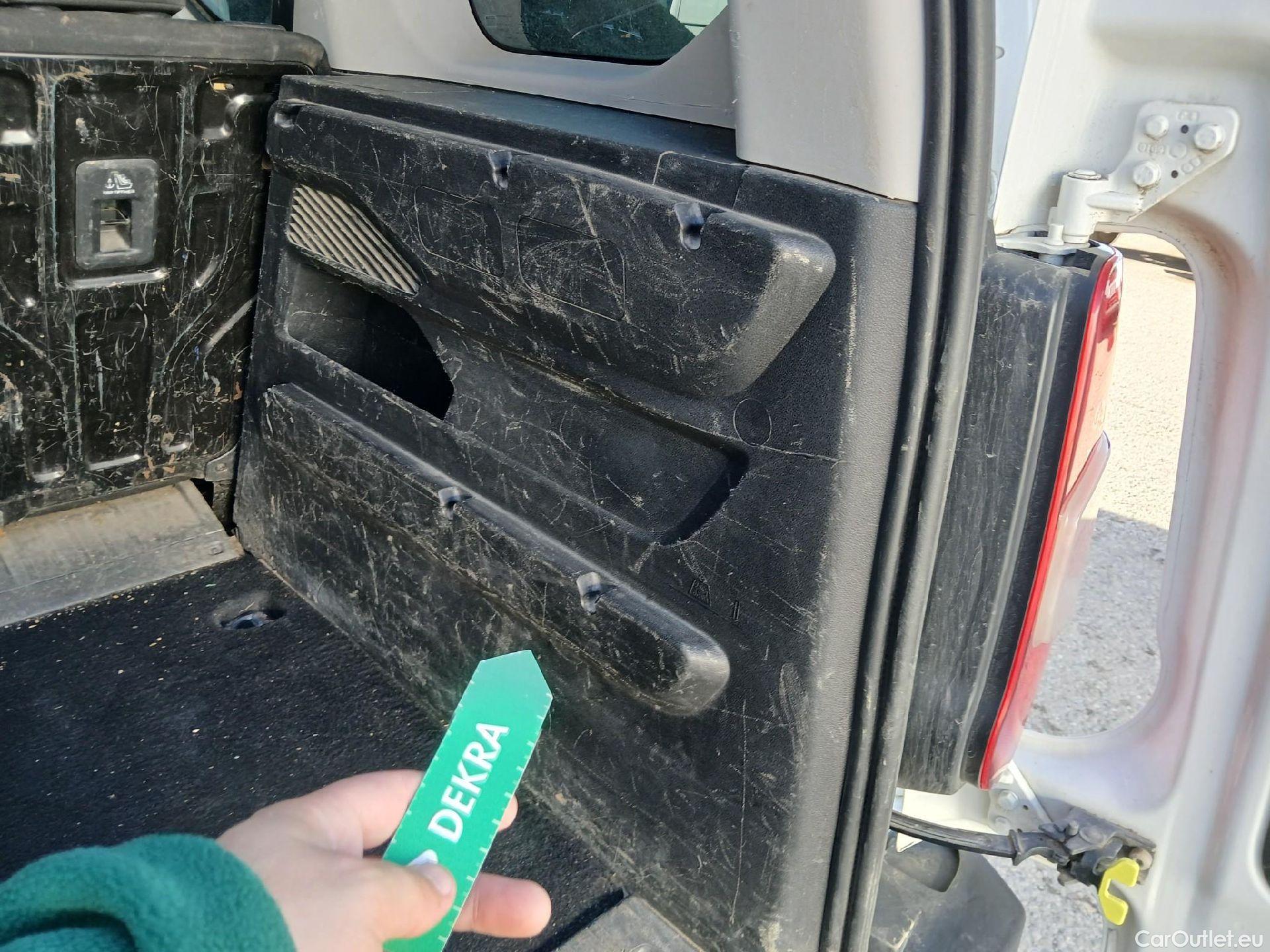  Toyota  Proace TOYOTA  City / 2020 / 4P / combi 1.5D 75kW (100CV) GX L1 (CX) #8