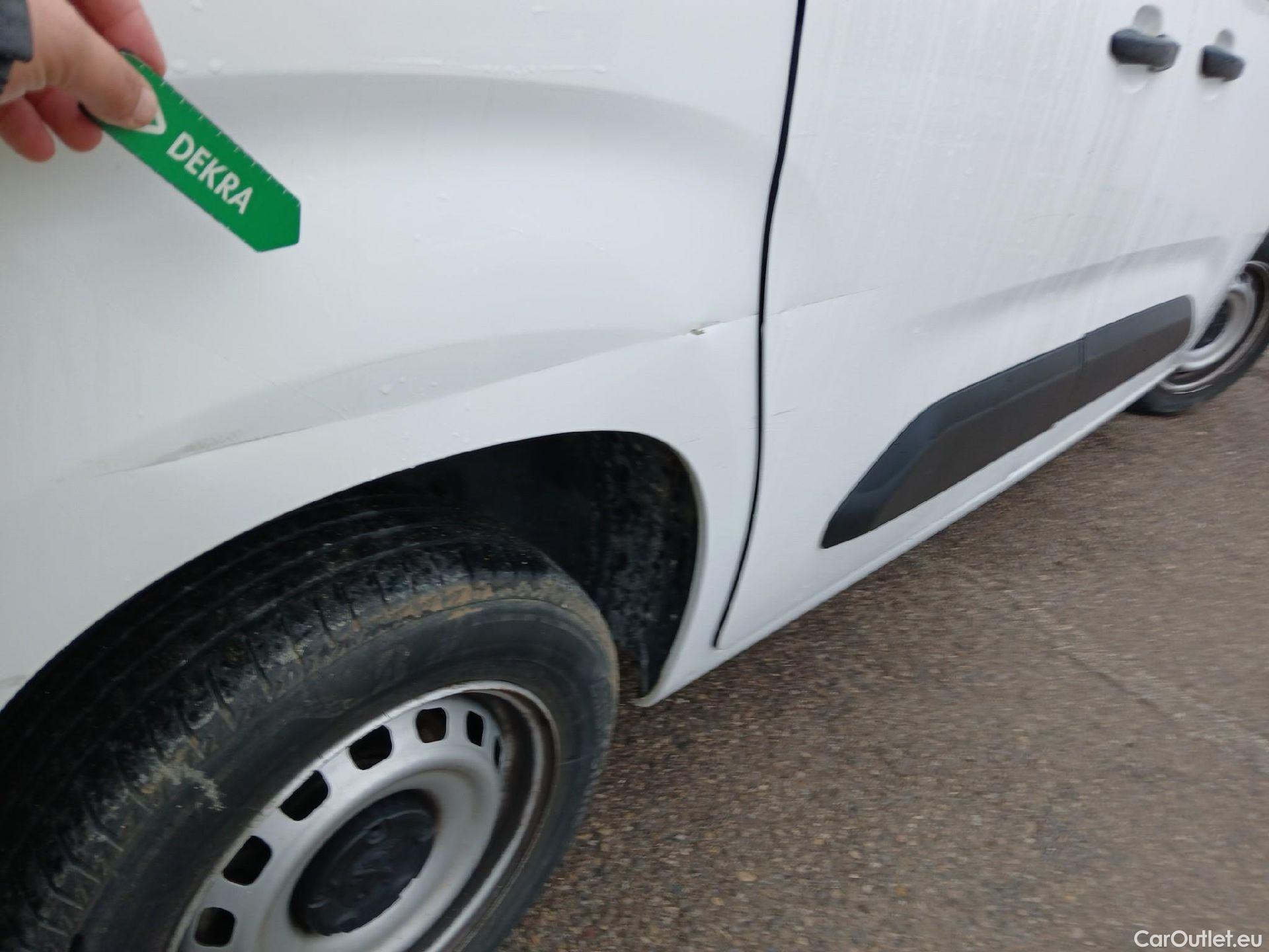  Peugeot  Partner PEUGEOT  / 2018 / 4P / furgón derivado de turismo Premium Standard 600kg BlueHDi 73kW (AC) #54