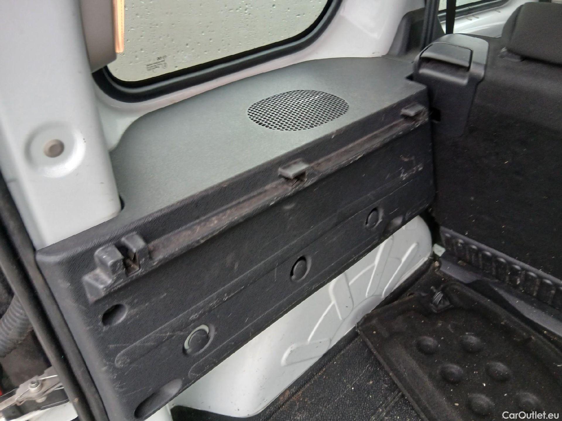  Renault  Kangoo RENAULT  Combi / 2013 / 4P / combi Profesional M1-AF En. dCi 66kW (90CV) E6 #18