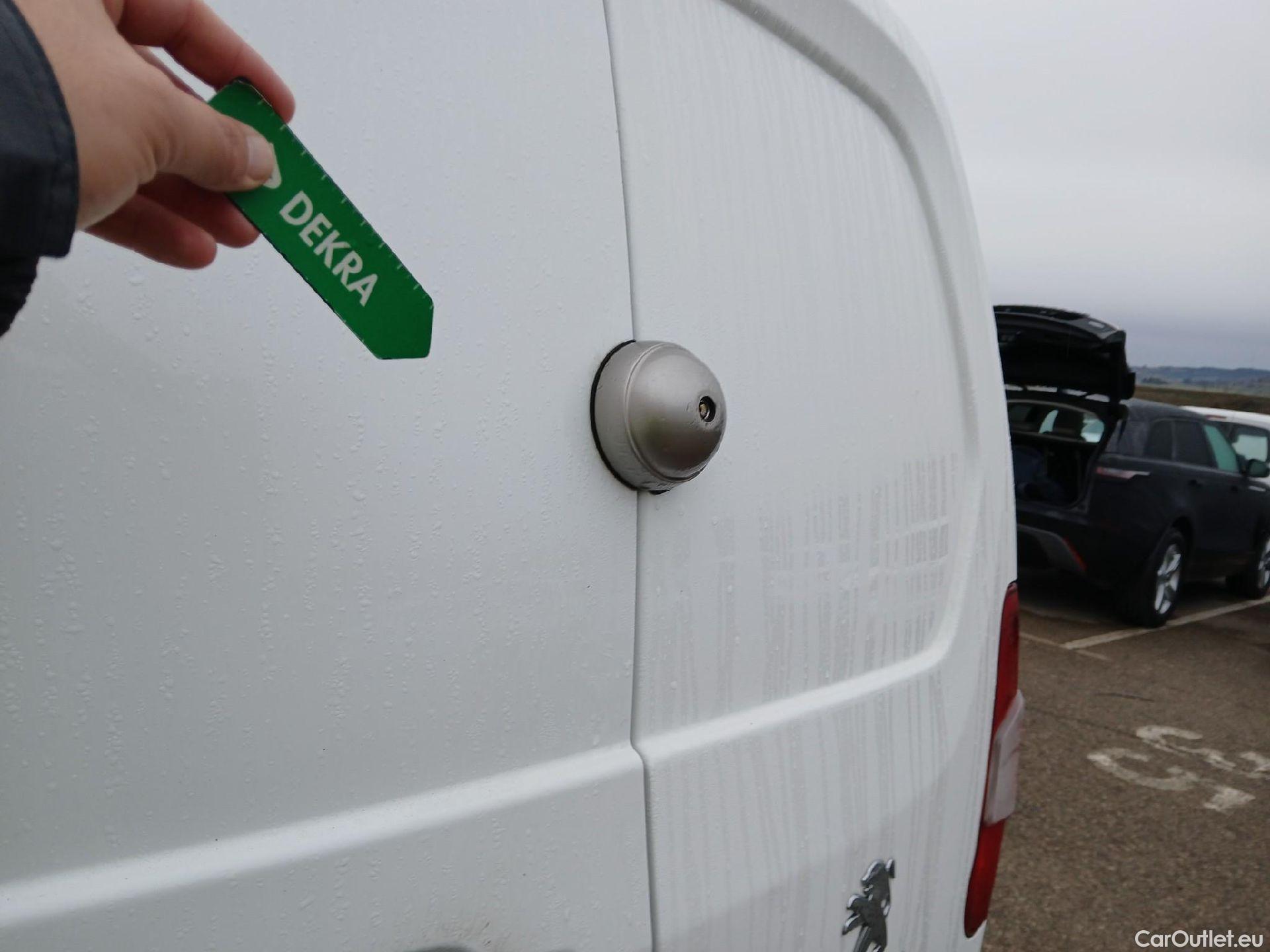  Peugeot  Partner PEUGEOT  / 2018 / 4P / furgón derivado de turismo Premium Standard 600kg BlueHDi 73kW (AC) #51