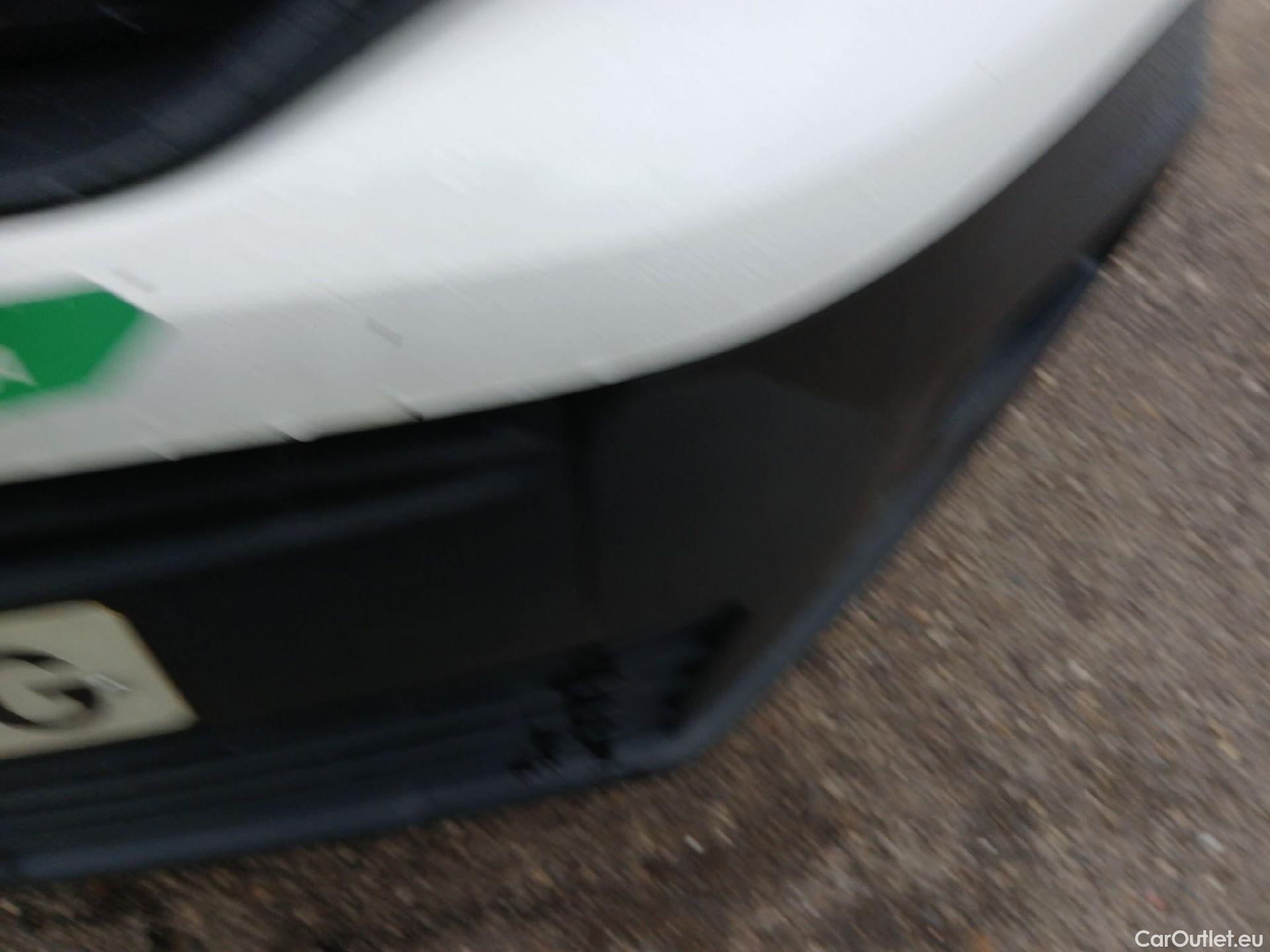  Peugeot  Partner PEUGEOT  / 2018 / 4P / furgón derivado de turismo Premium Standard 600kg BlueHDi 73kW (AC) #21