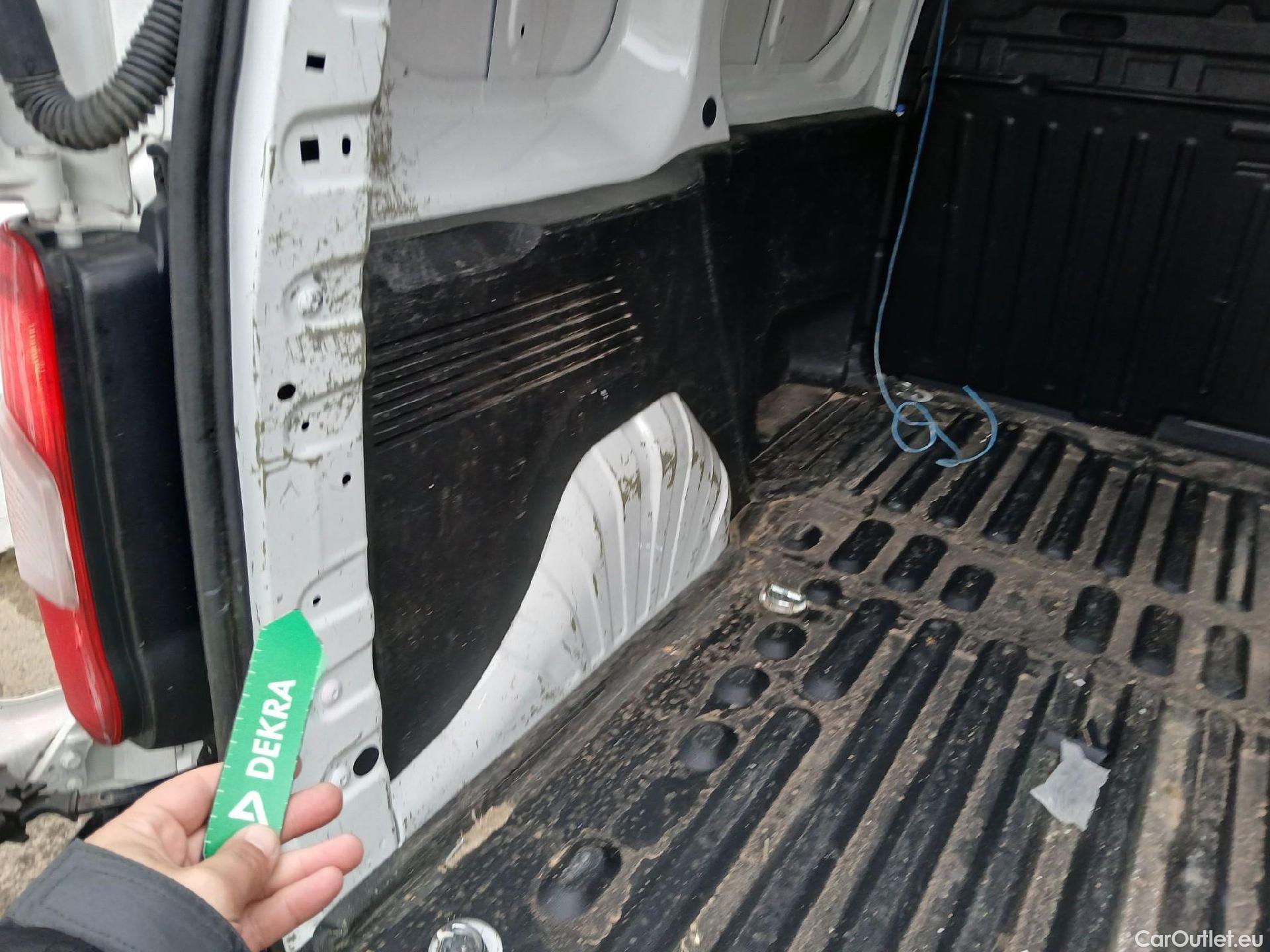  Peugeot  Partner PEUGEOT  / 2018 / 4P / furgón derivado de turismo Premium Standard 600kg BlueHDi 73kW (AC) #5