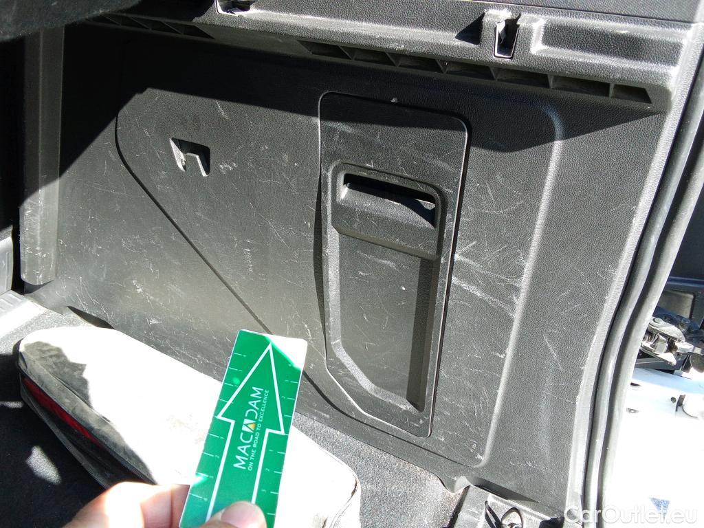  Renault  Kangoo  III Authentic 1.5 dCi 95CV MT6 E6d #8