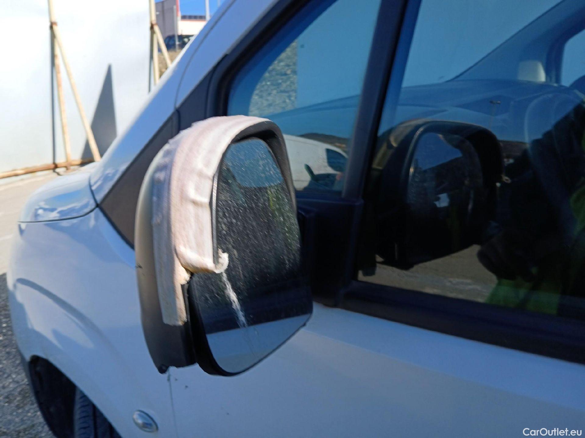  Toyota  Proace TOYOTA  City / 2020 / 4P / combi 1.5D 75kW (100CV) GX L1 (CX) #33