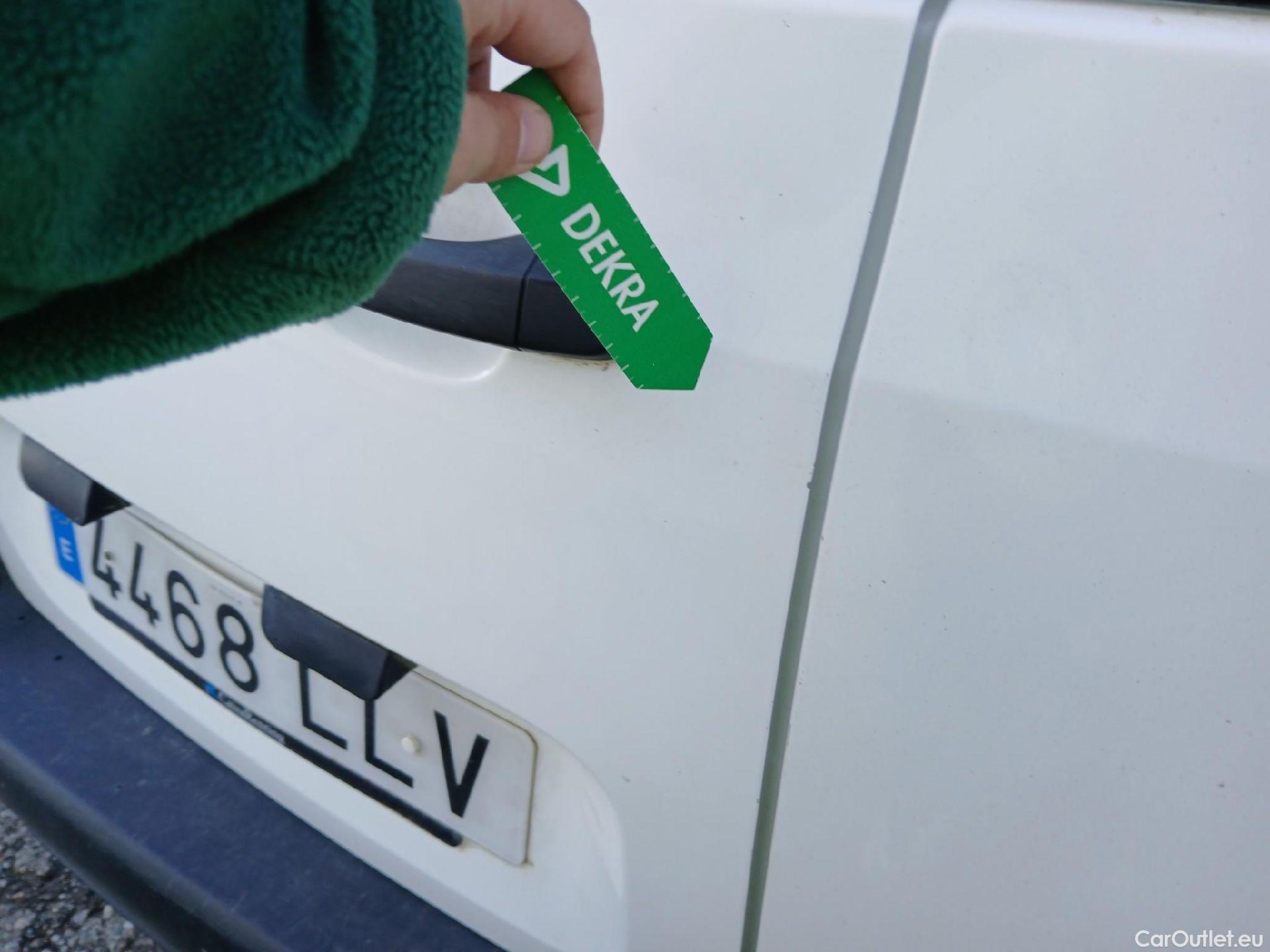  Toyota  Proace TOYOTA  City / 2020 / 4P / combi 1.5D 75kW (100CV) GX L1 (CX) #50