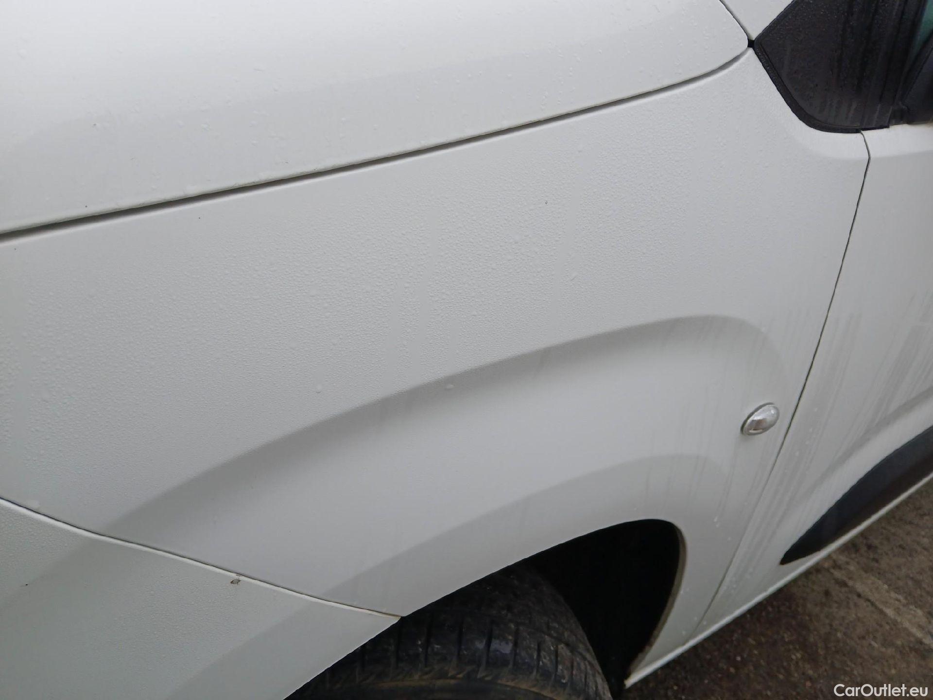  Peugeot  Partner PEUGEOT  / 2018 / 4P / furgón derivado de turismo Premium Standard 600kg BlueHDi 73kW (AC) #29