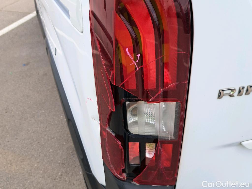  Peugeot  RIFTER PEUGEOT  / 2018 / 5P / monovolumen compacto Allure Standard BlueHDi 96kW EAT8 #3