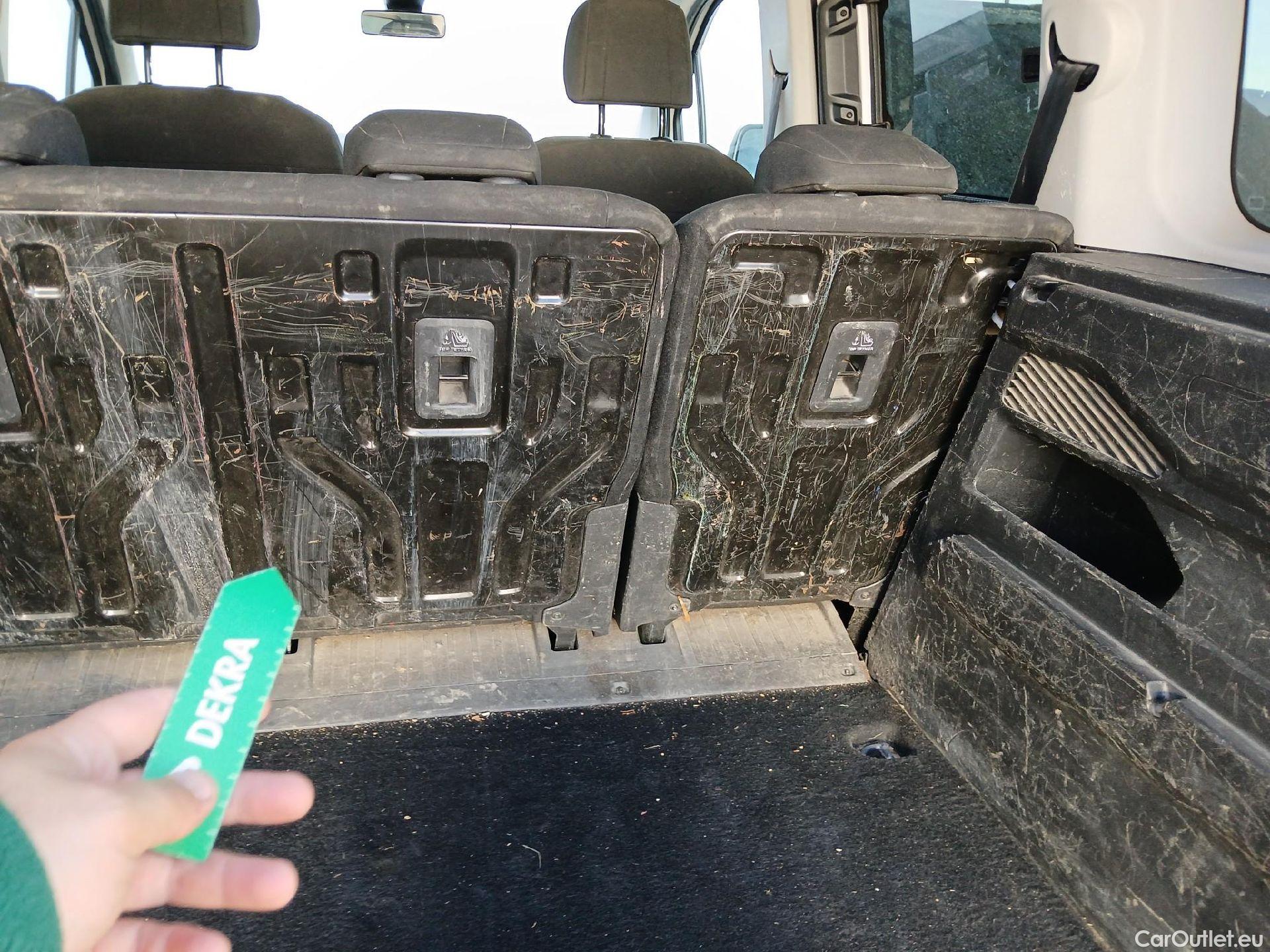  Toyota  Proace TOYOTA  City / 2020 / 4P / combi 1.5D 75kW (100CV) GX L1 (CX) #6