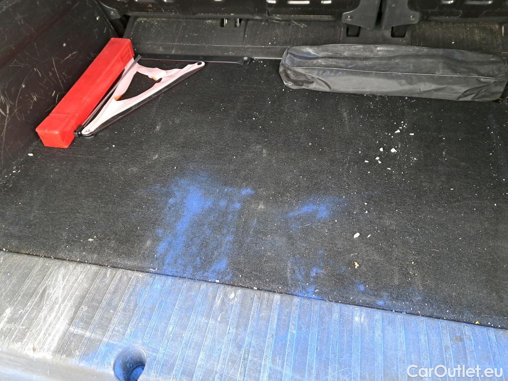  Peugeot  RIFTER PEUGEOT  / 2018 / 5P / monovolumen compacto Allure Standard BlueHDi 96kW EAT8 #24