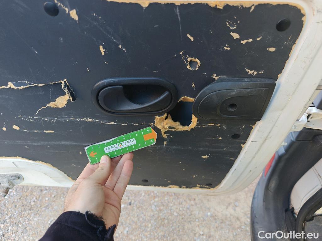  Renault  Kangoo  II Furgón Professional 1.5 dCi 90CV MT5 E6 #19